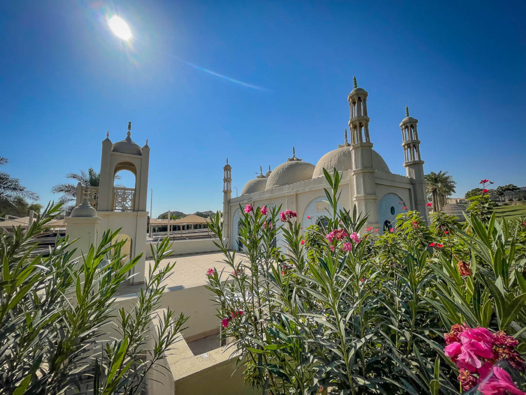 Pearl Mosque outside Dhahran